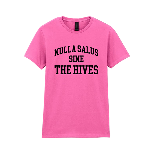 Nulla Salus Women’s Pink Tee